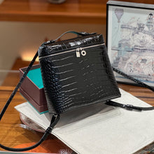 Load image into Gallery viewer, Top Grain Leather Inspired Extra Pocket Backpack LP 23.5 Bag