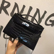画像をギャラリービューアに読み込む, Black Leather Inspired Kelly Clutch | Women Handbags
