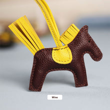 Load image into Gallery viewer, HANDSEWGIFT Horse Bag Charm Sheep Leather DIY Kit