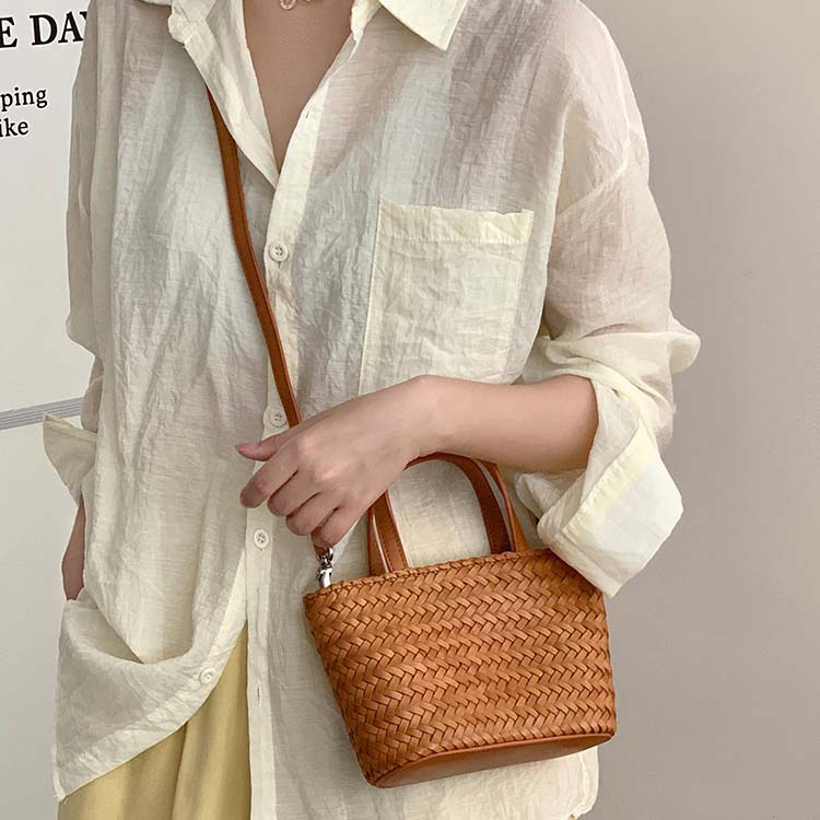 Woven Cowhide Tote Bag — Holiday-Style Small Woven Leather Crossbody Bag