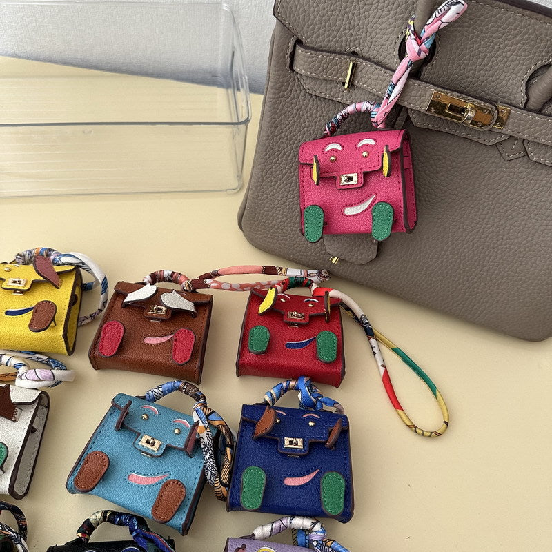 Micro Quelle Idole Bag Charm Vegan Leather Earphone Storage Bag for AirPods
