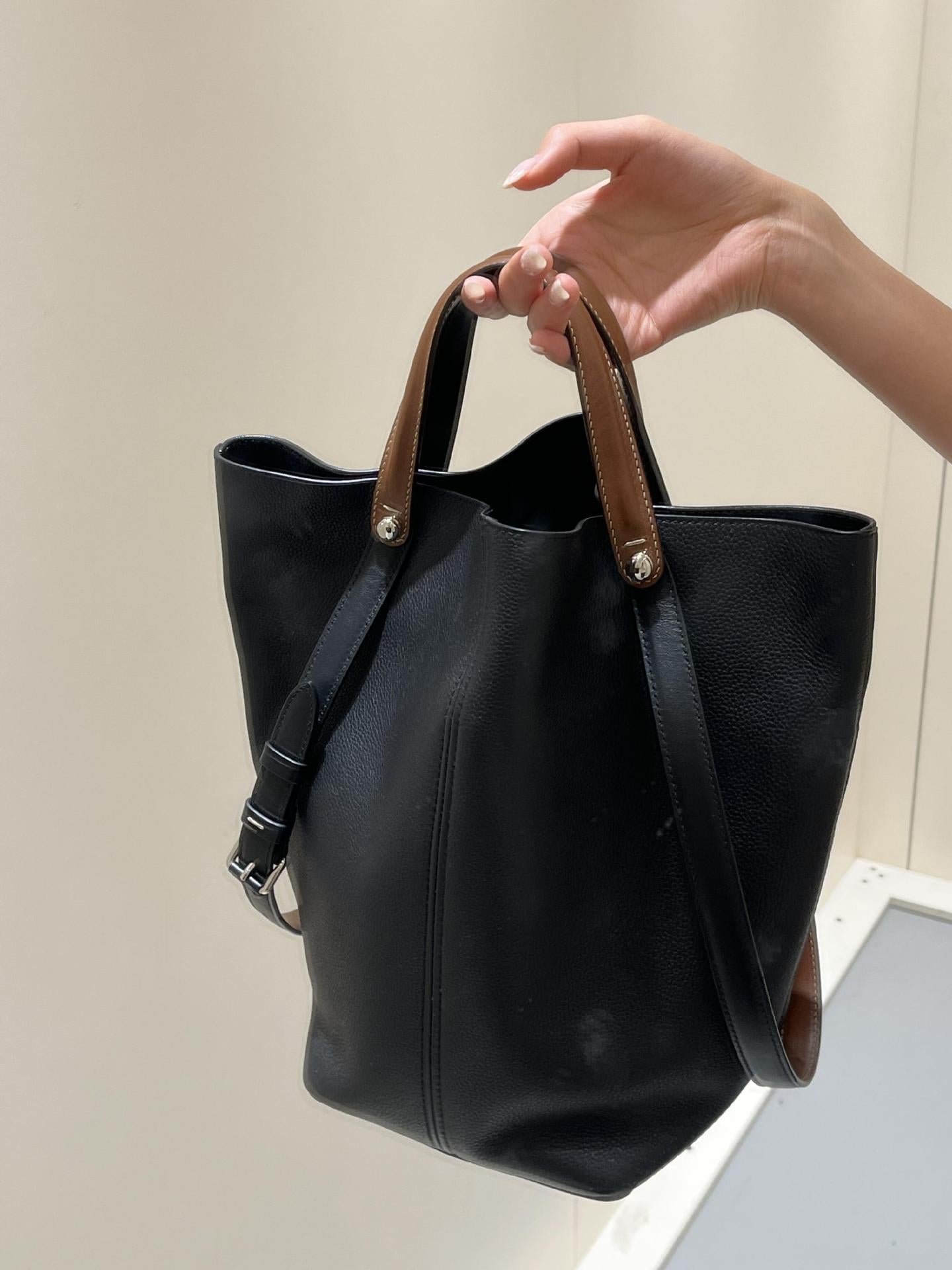 Top Grain Leather Bucket Bag Tote Bag Woman