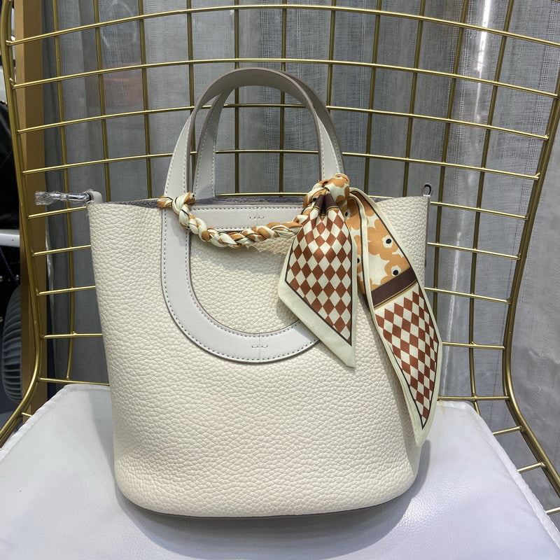 Soft Leather Pig Nose Bucket Bag Woman Tote Bag