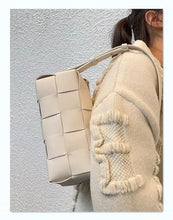 Load image into Gallery viewer, Leather Woven Bag Women Hobo Bag
