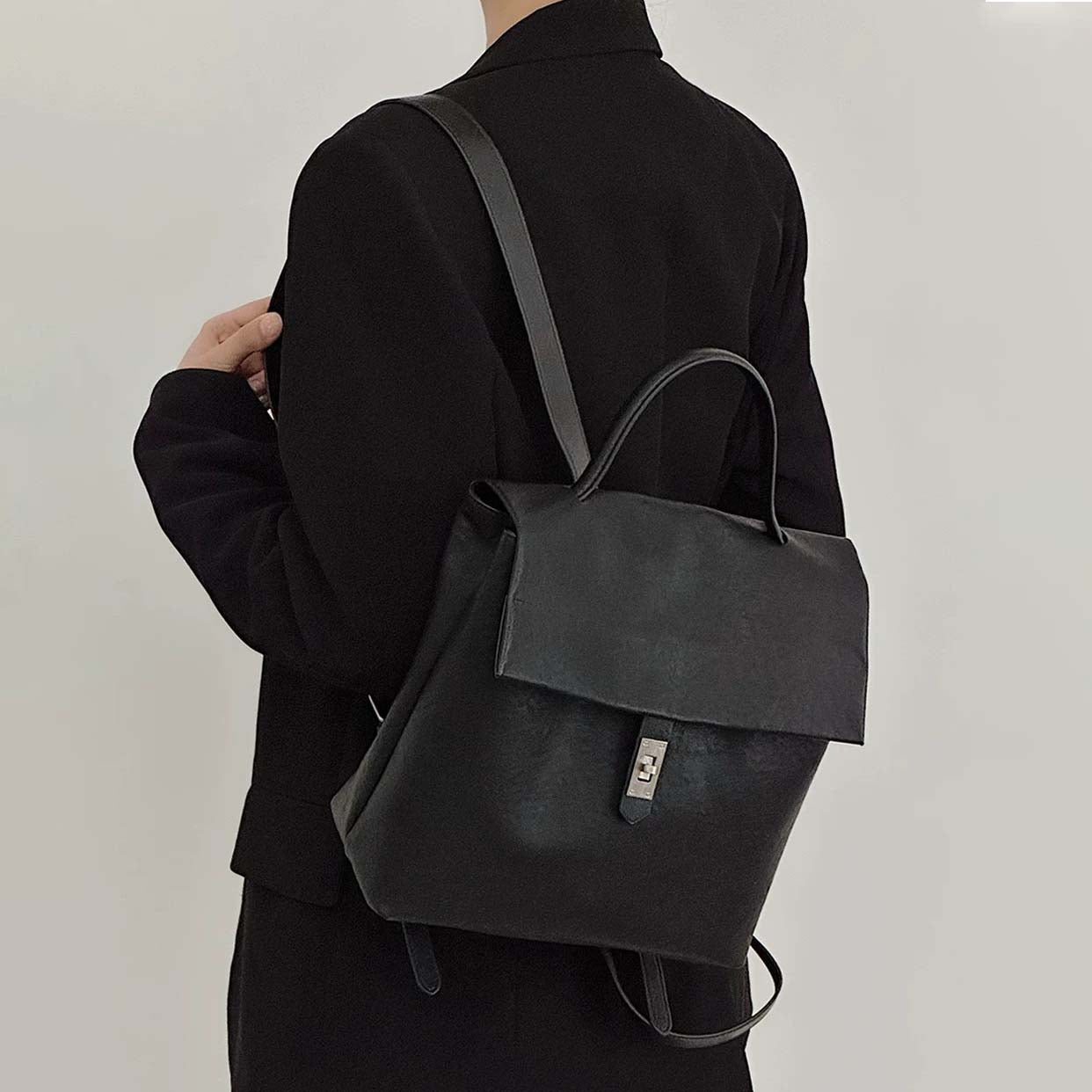 Vegetable-Tanned Cowhide Vintage Flap Backpack