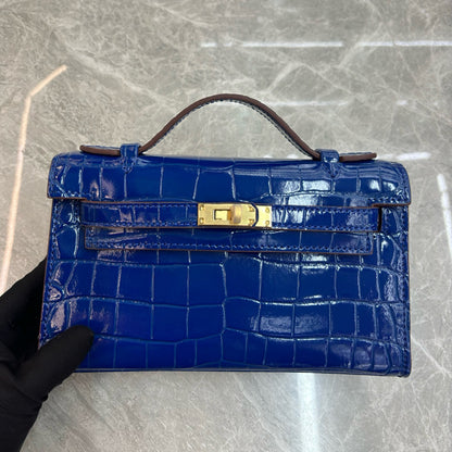Crocodile Embossed Leather Clutch Bag | 10 Colors
