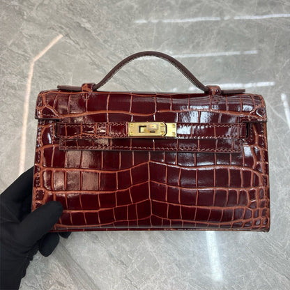 Crocodile Embossed Leather Clutch Bag | 10 Colors