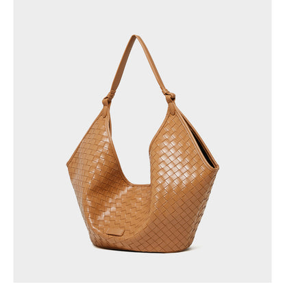 Large Capacity Woven Leather Underarm Bag for Daily Commute