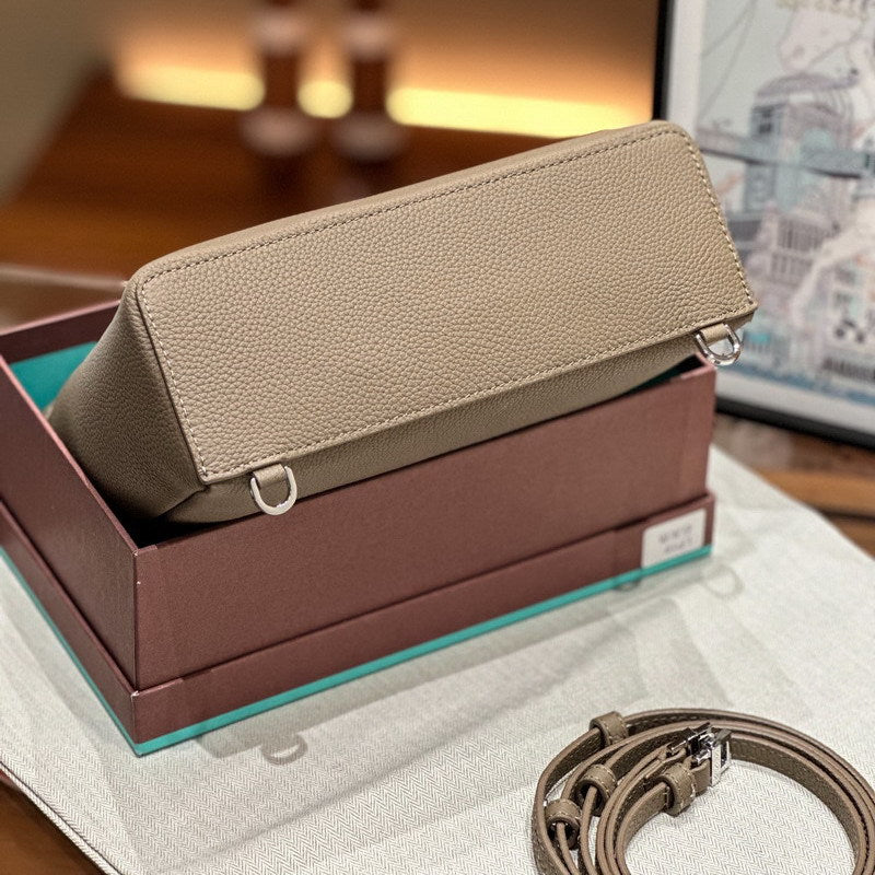 Top Grain Leather Inspired Extra Pocket Backpack LP 23.5 Bag