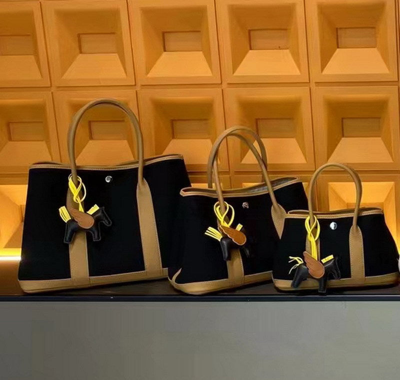 Canvas & Leather Inspired Garden Party Bag Contrast Color Handbags for Woman