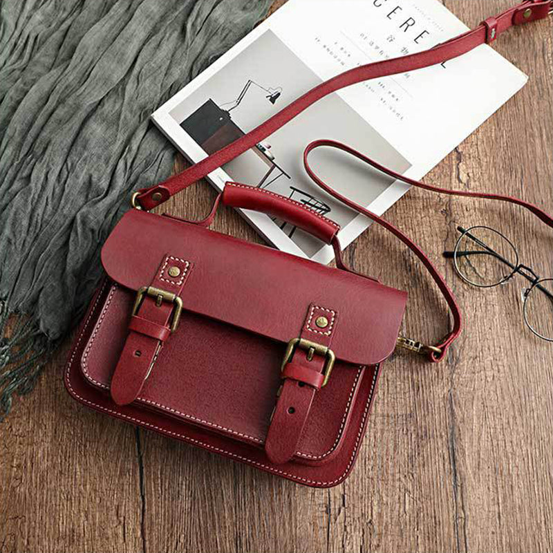 Vegetable Tanned Leather Unisex Messenger Bag