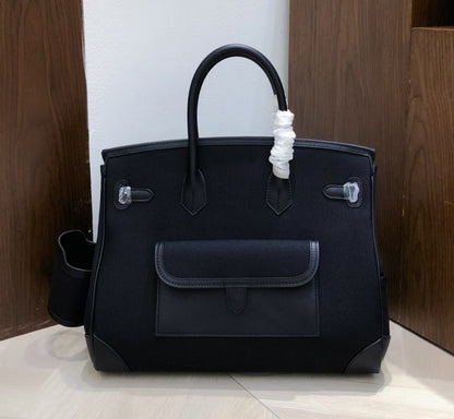 Cargo Birkin Exterior