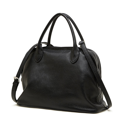 Vintage top grain leather bowling bag in black.
