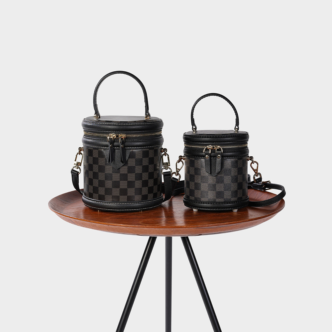 Leather Bucket Bag in Two Sizes