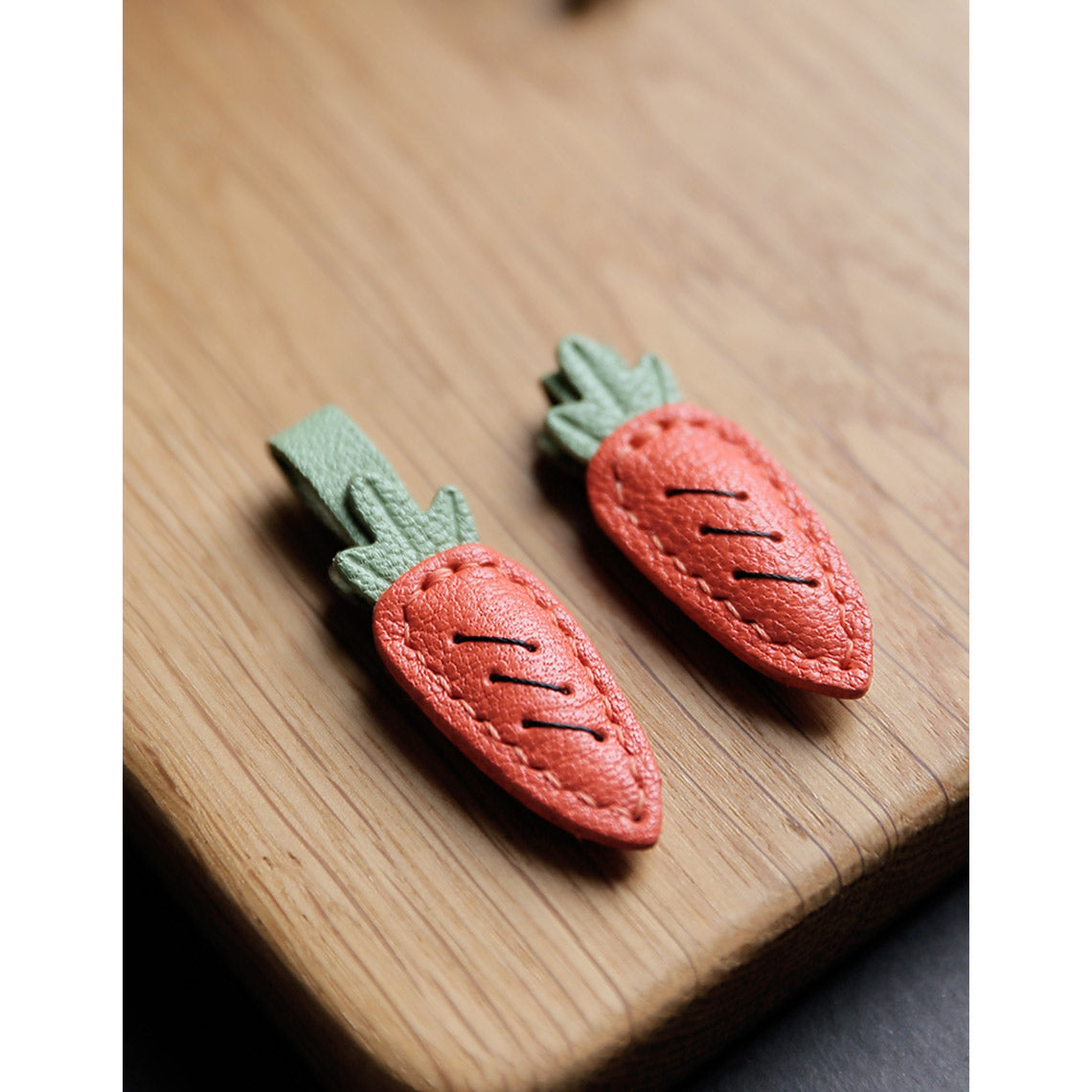 HANDSEWGIFT Leather New Bunny & Carrot Keychain DIY Kit