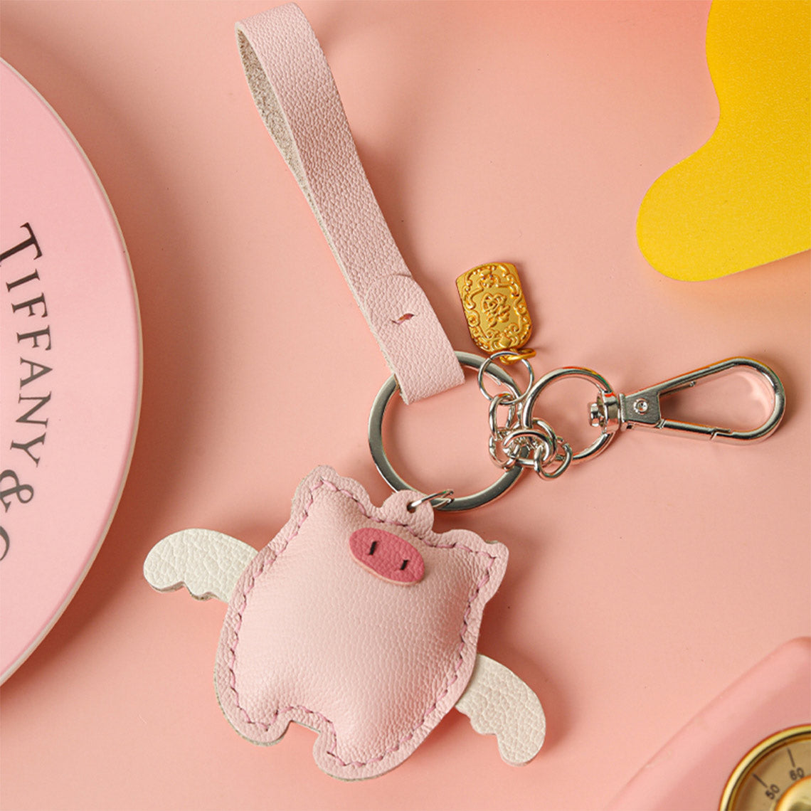 HANDSEWGIFT Sheep Leather Piglet Keychain DIY Kit