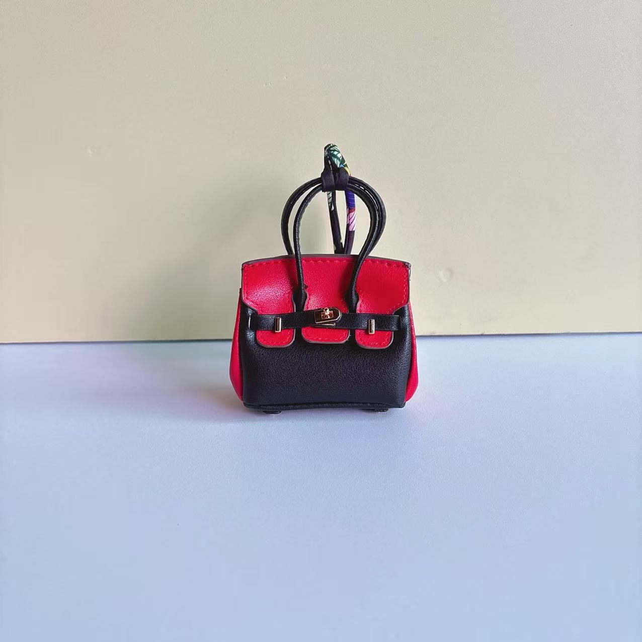 Mini_Birkin_Handbag_Charm-35-Black&Red