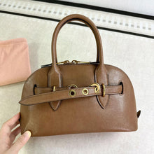 Load image into Gallery viewer, Leather Retro Bowling Top Handle Bag
