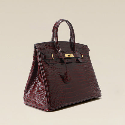 Red handbag | Classic design leather handbag for women