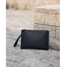 画像をギャラリービューアに読み込む, Men Leather Clutch Bag | Black Top Grain Leather Sleeve Pouch - POPSEWING™
